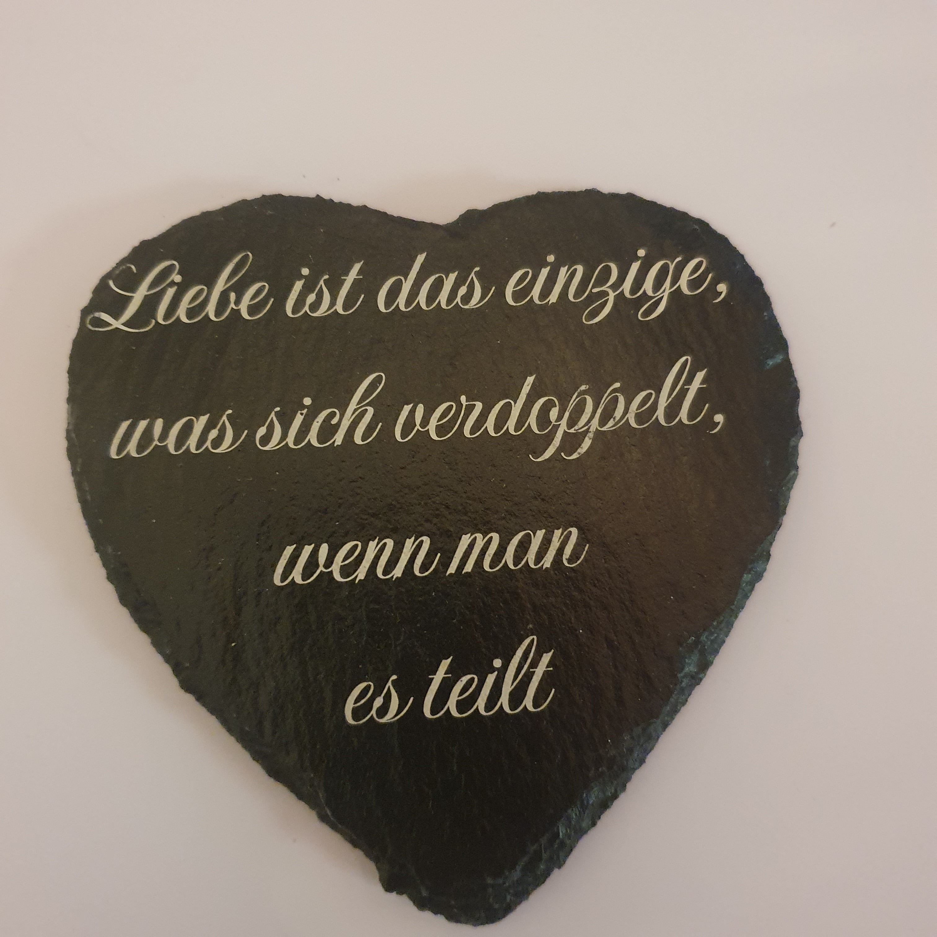 Schieferherz „Liebe ist das einzige, was sich verdoppelt“